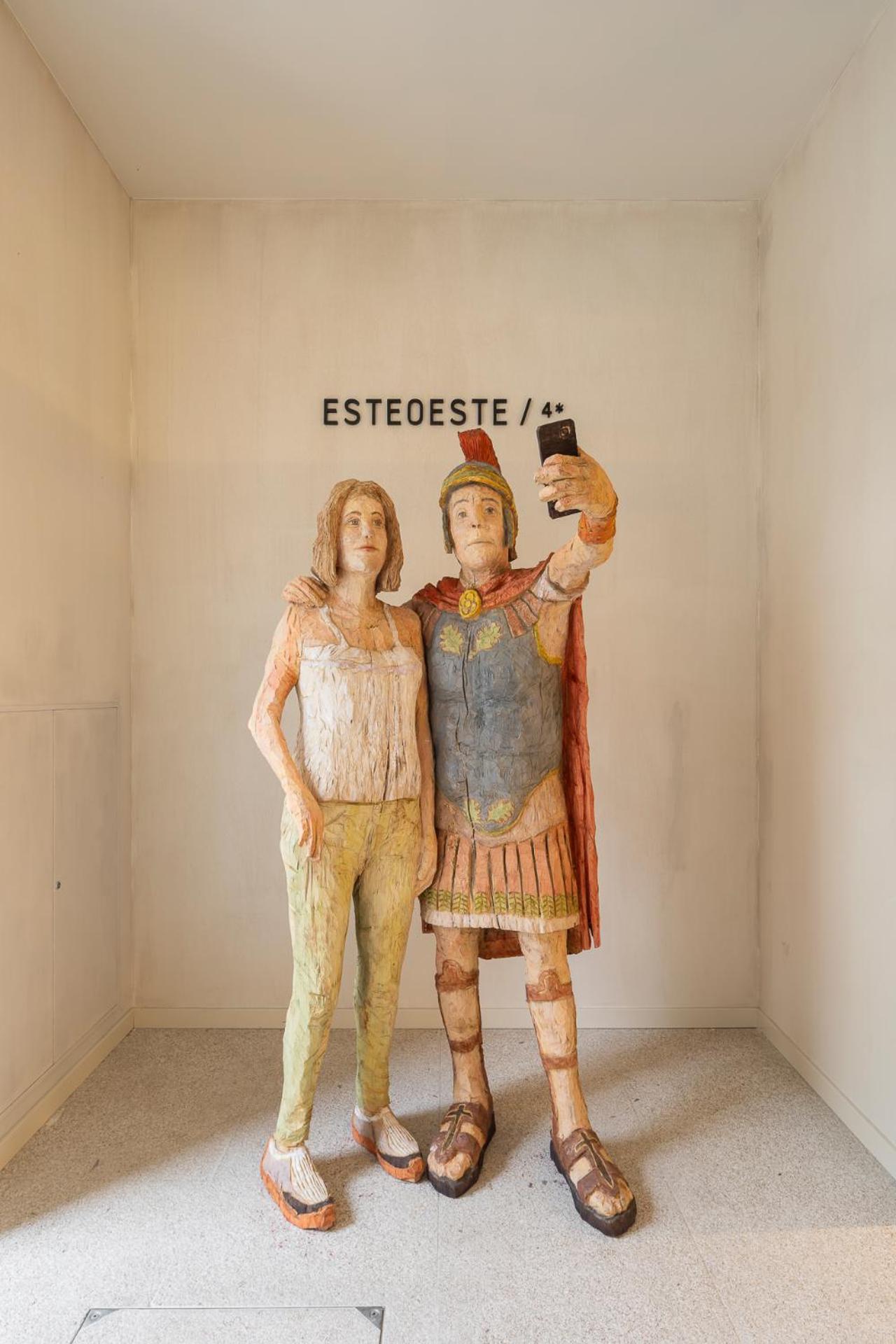 Sercotel Esteoeste لوغو المظهر الخارجي الصورة